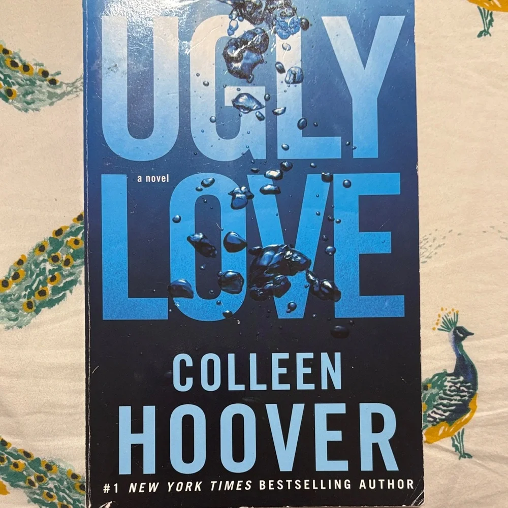 Colleen Hoover Book Set - Picture 5 of 5
